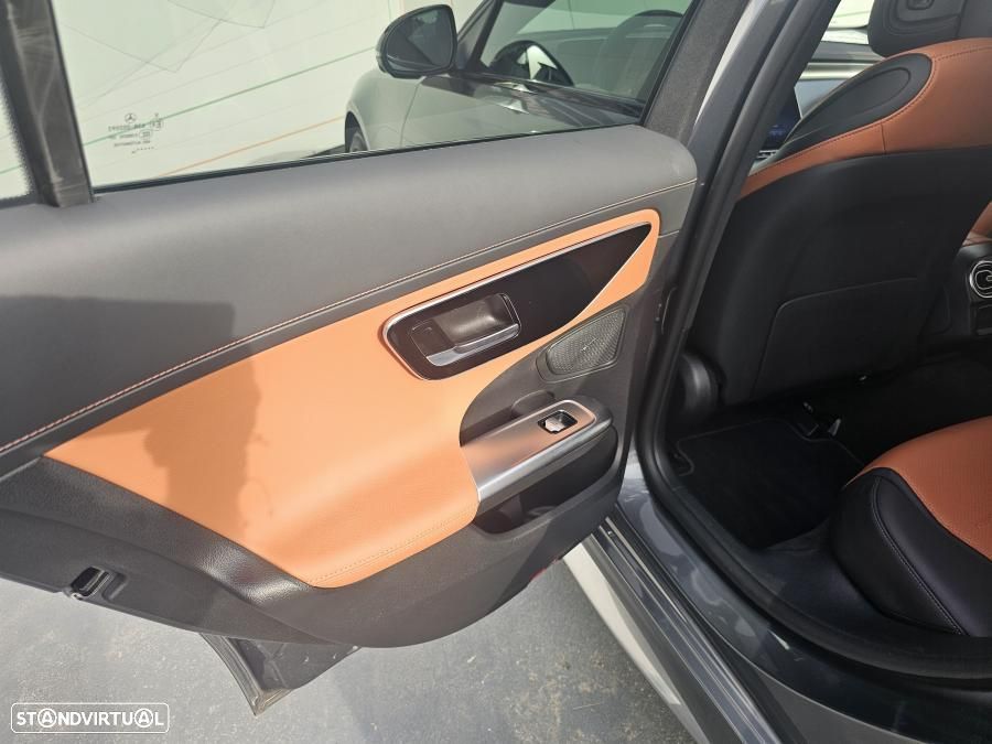 Mercedes-Benz C 300 e T 9G-TRONIC AMG Line - 21