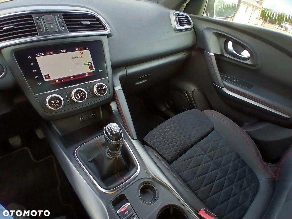 Renault Kadjar 1.3 TCe FAP Black Edition - 32