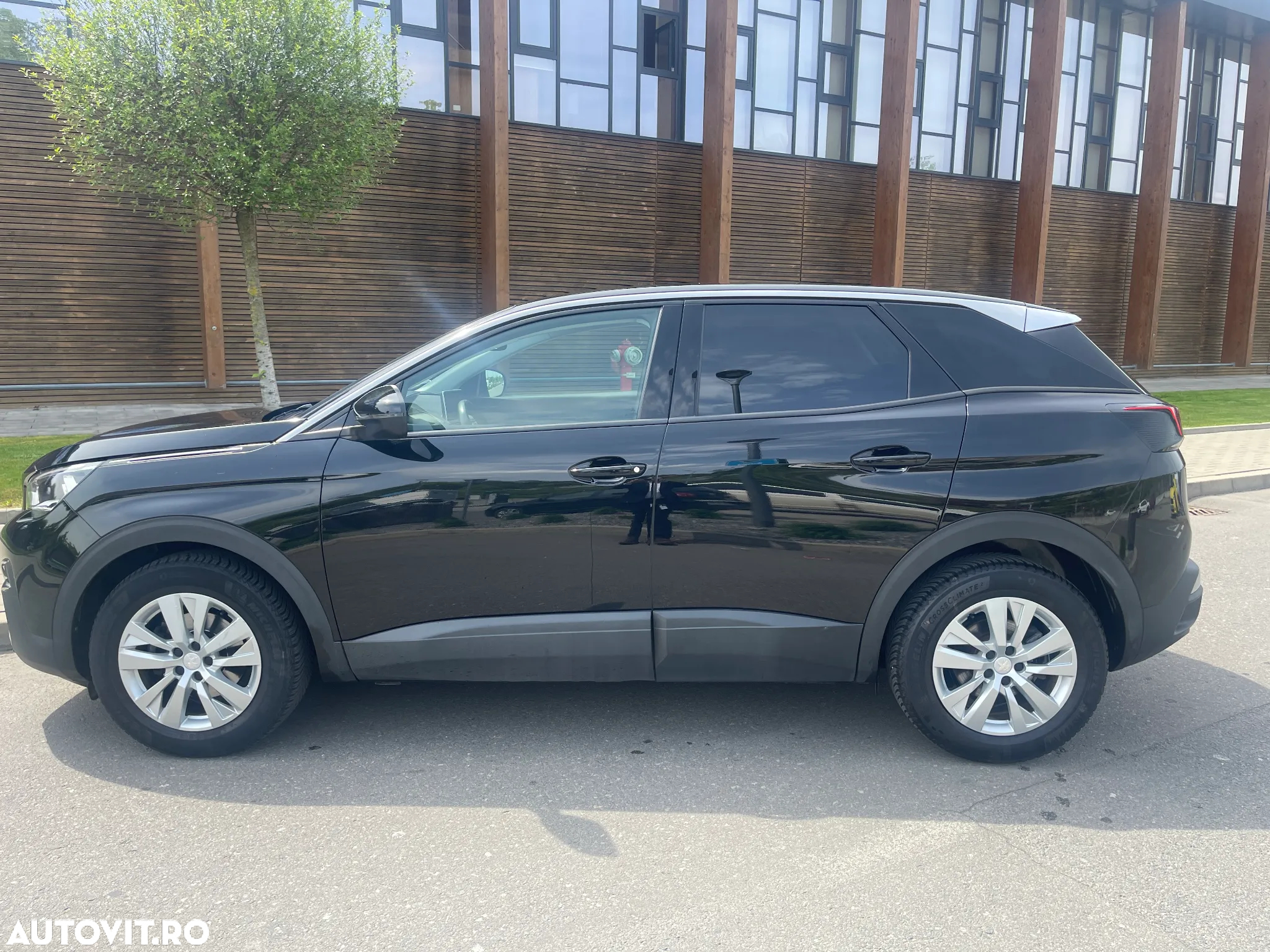 Peugeot 3008 1.6 BlueHDI FAP EAT6 STT Access - 4