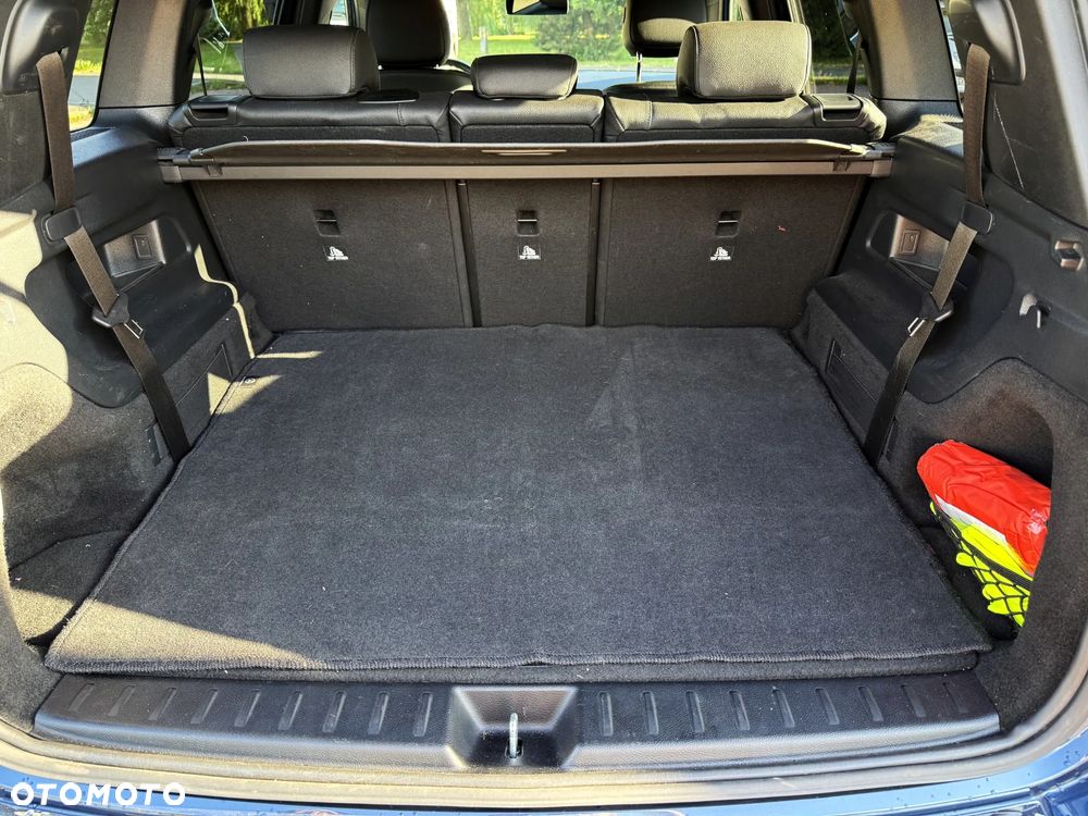 Mercedes-Benz GLB 250 4Matic 8G-DCT - 25