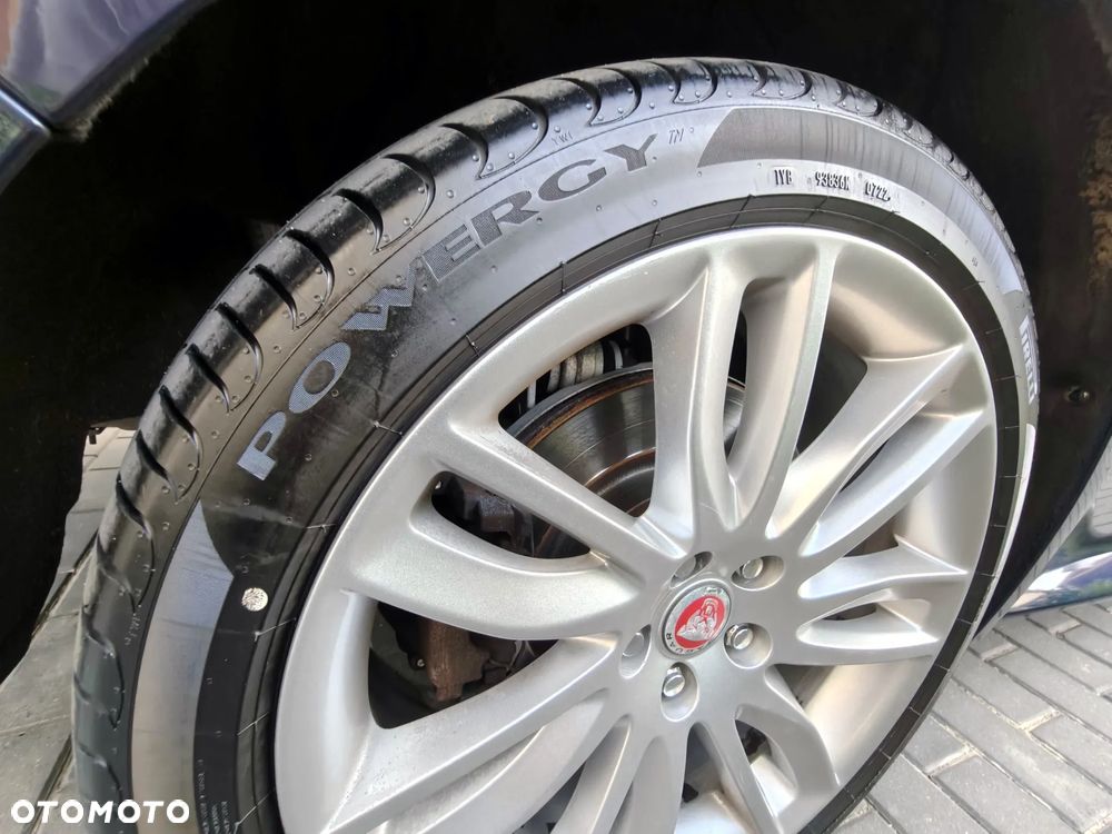 Jaguar XF 2.0 i4D R-Sport - 21