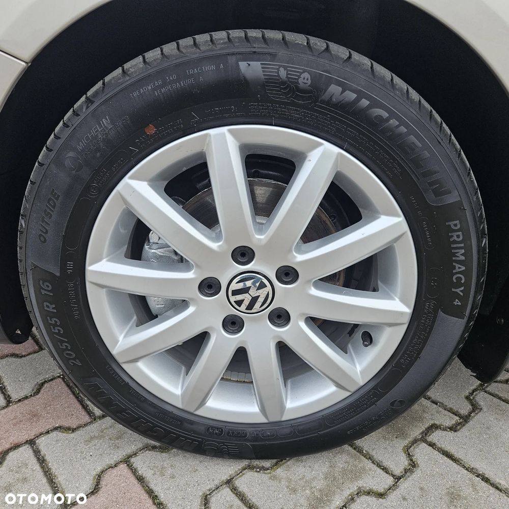 Volkswagen Jetta 1.9 TDI United - 14