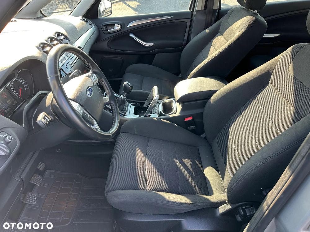 Ford S-Max 2.0 TDCi DPF Titanium - 16