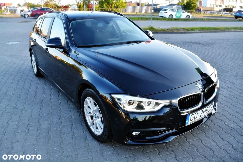 BMW Seria 3 318d - 15