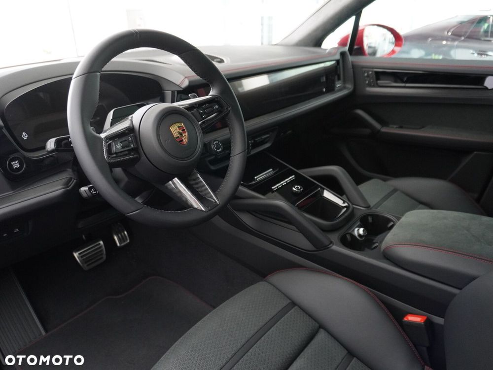 Porsche Cayenne GTS - 27