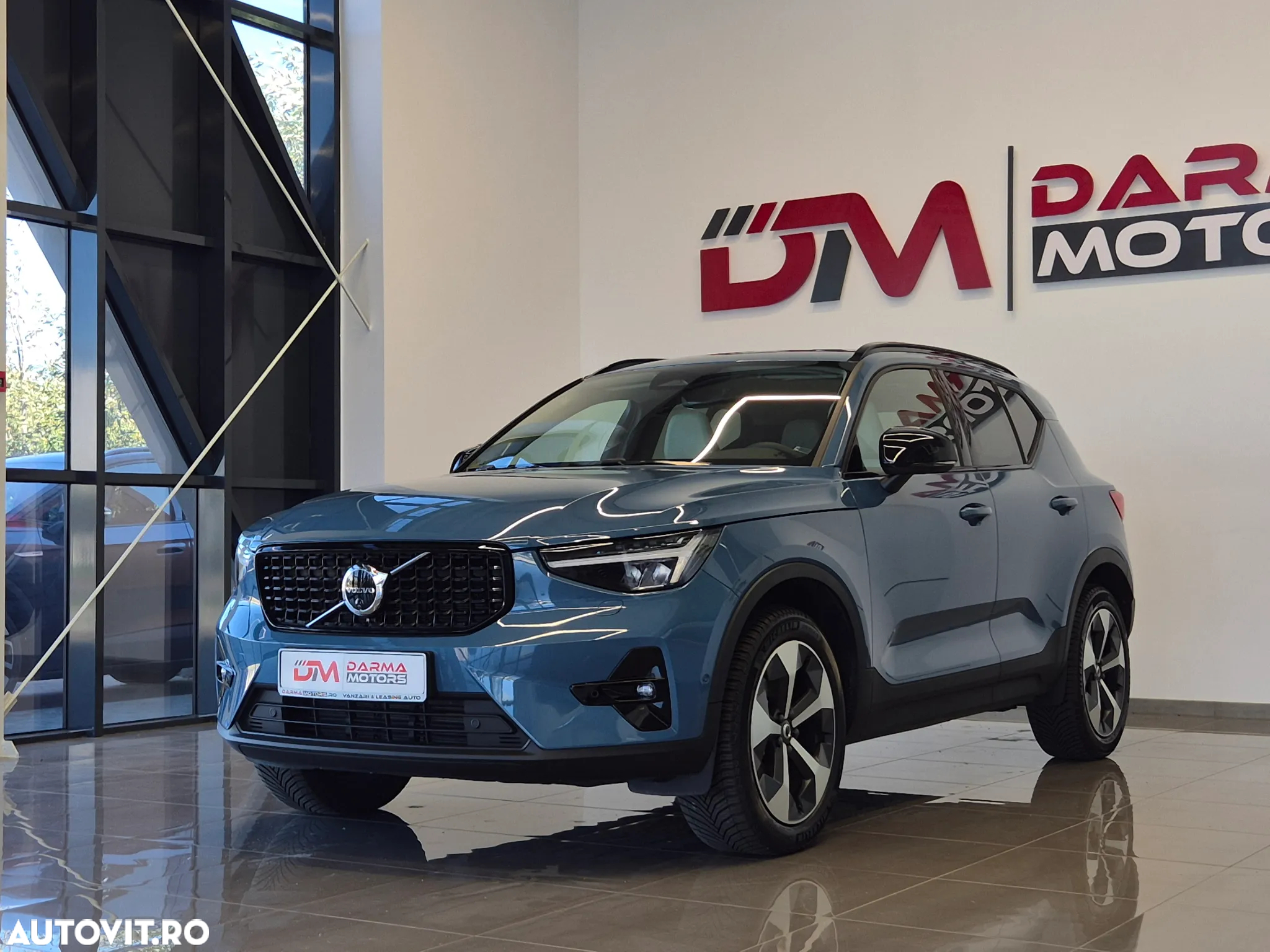Volvo XC 40 - 3