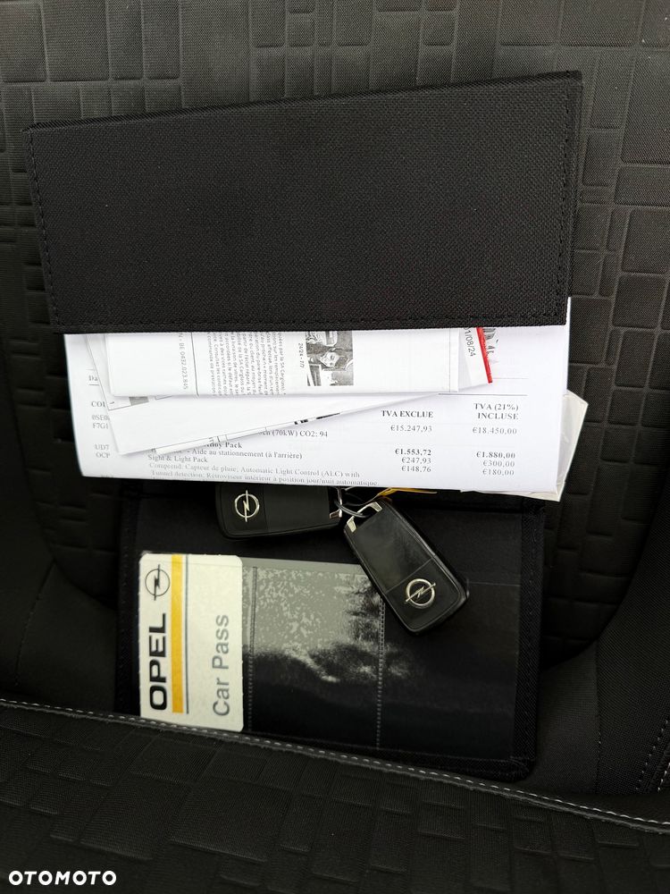 Opel Corsa 1.3 CDTI Cosmo - 17