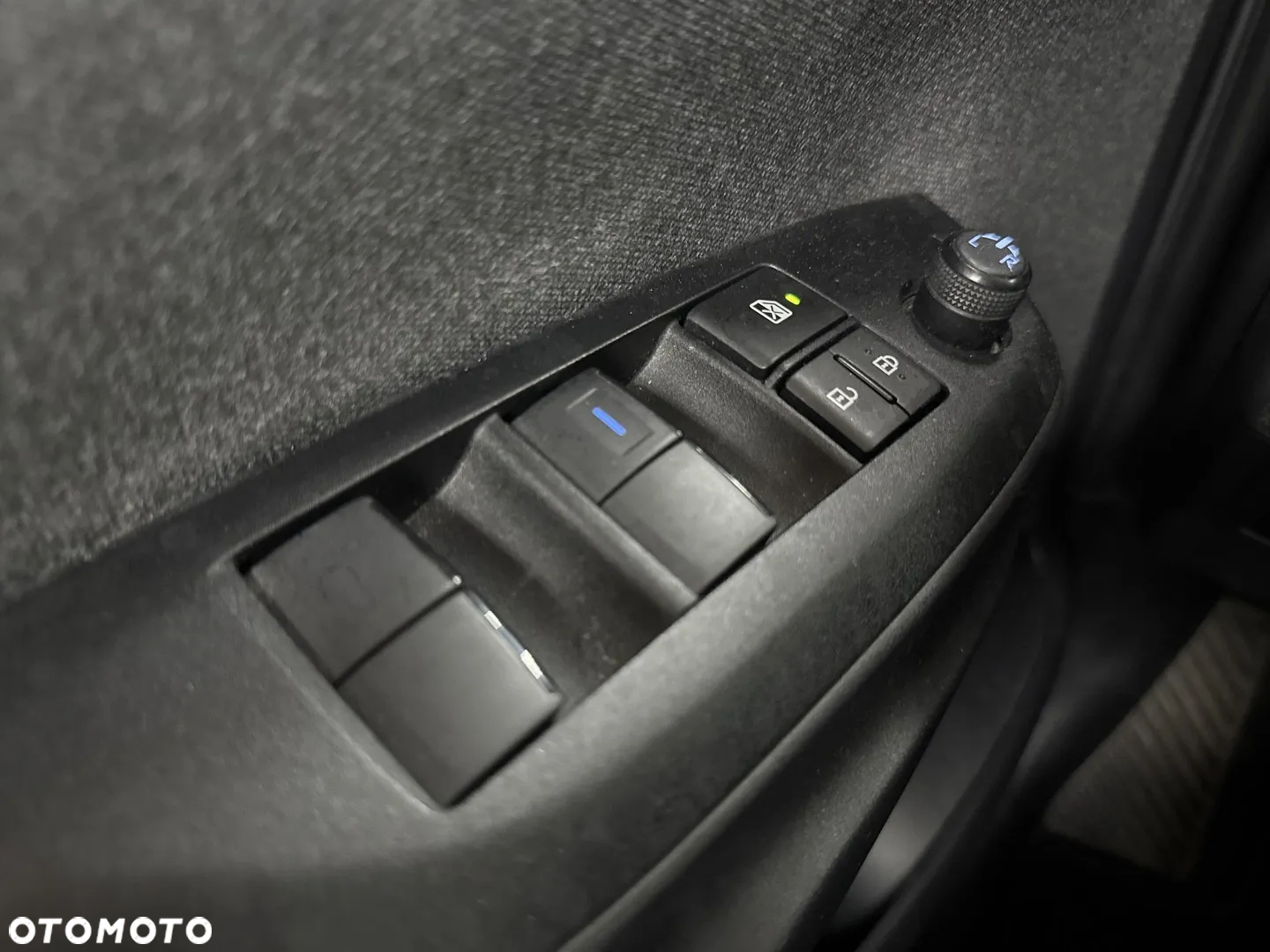 Toyota Yaris Hybrid 1.5 Comfort - 22