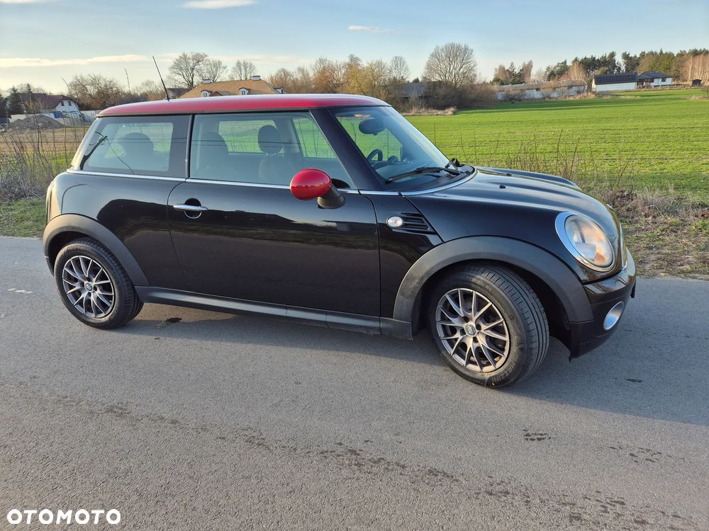 MINI Cooper Standard - 5