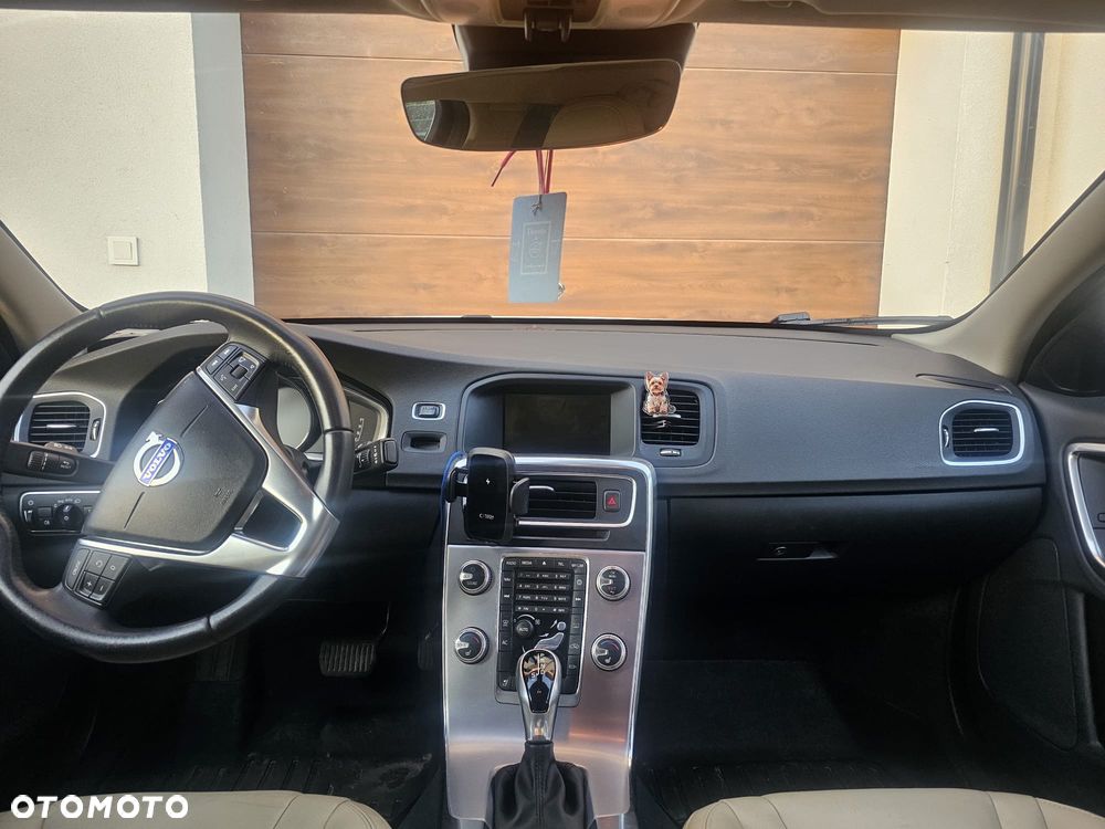 Volvo S60 - 5