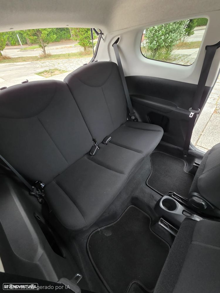 Peugeot 108 1.0 VTi Active - 23