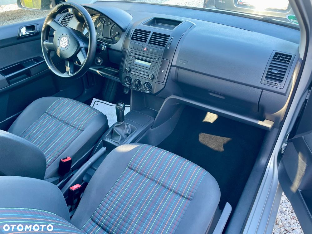 Volkswagen Polo - 34