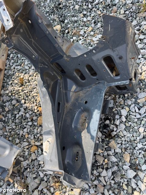 Ćwiartka prawa przód słupek próg Iveco Daily 2014r- - 4