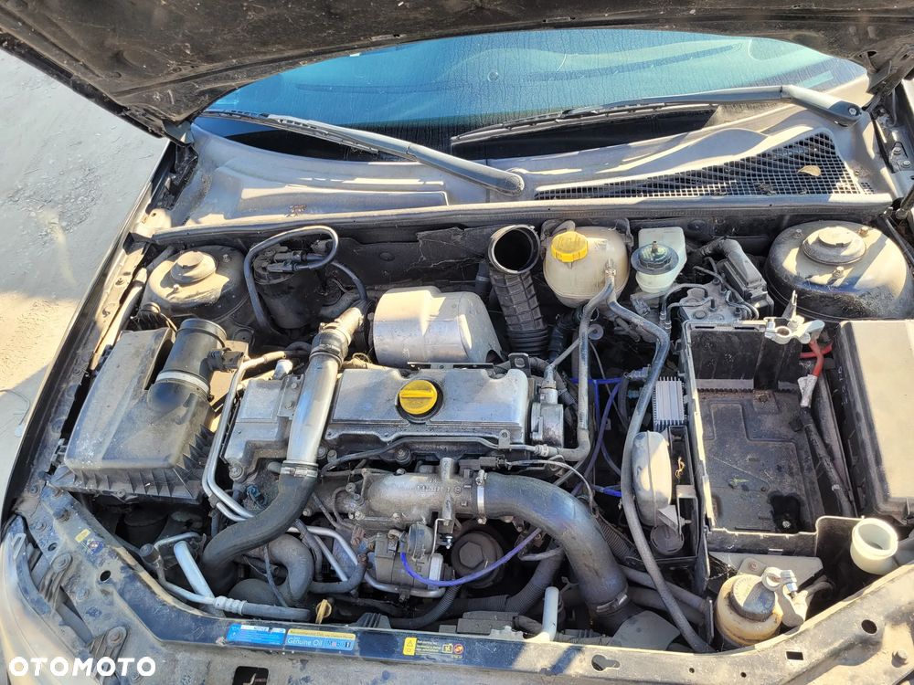 SAAB 93 II 2.2 TID D223L silnik skrzynia napęd sanki belka wahacz wahacze zacisk zaciski zwrotnica piasta kopyto mc person - 2
