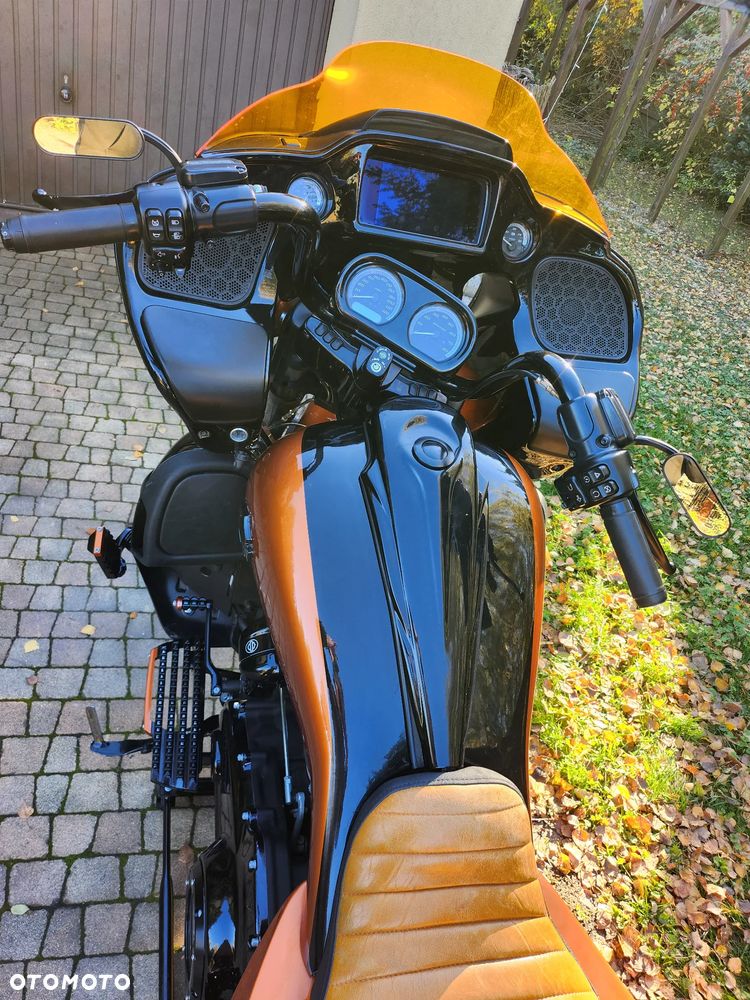 Harley-Davidson Touring Road Glide - 5