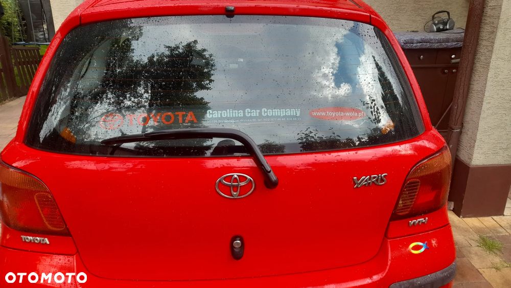 Toyota Yaris 1.0 Base - 6