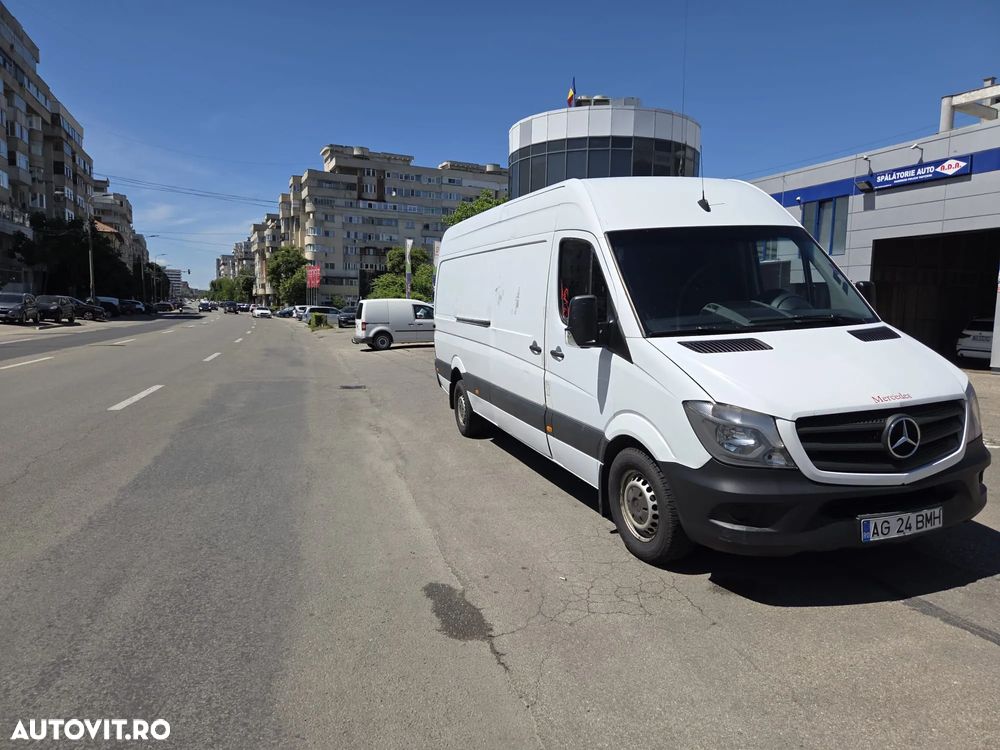 Mercedes-Benz Sprinter - 4