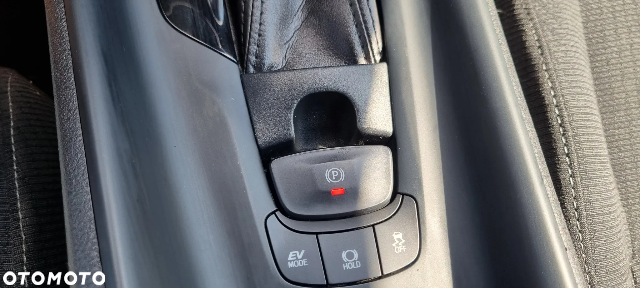 Toyota C-HR 1.8 Hybrid Business Edition - 20