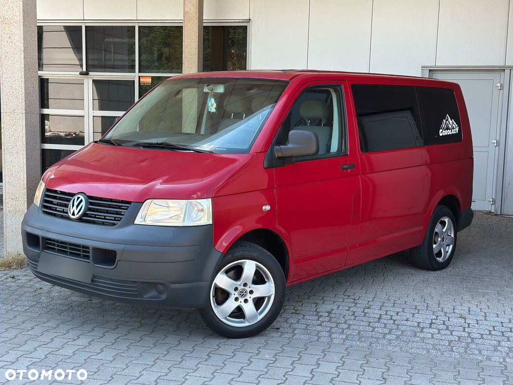 Volkswagen Caravelle - 8