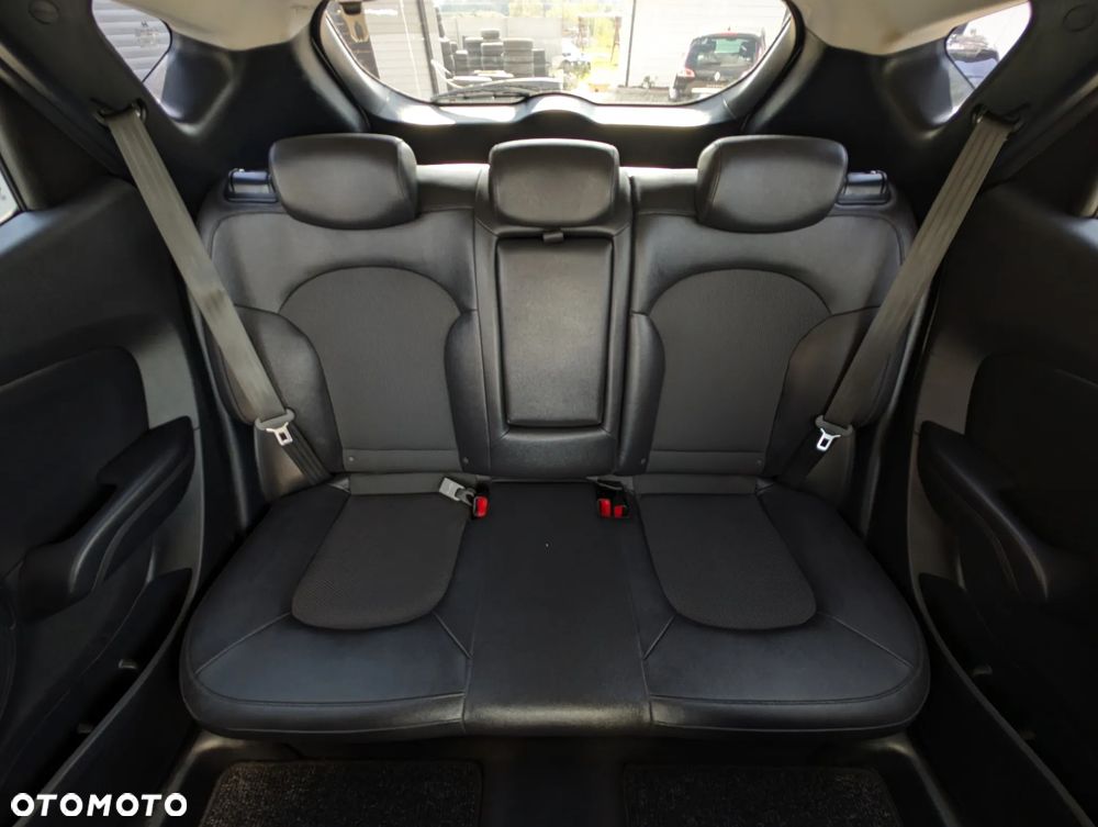 Hyundai ix35 2.0 GDI Premium 2WD - 36