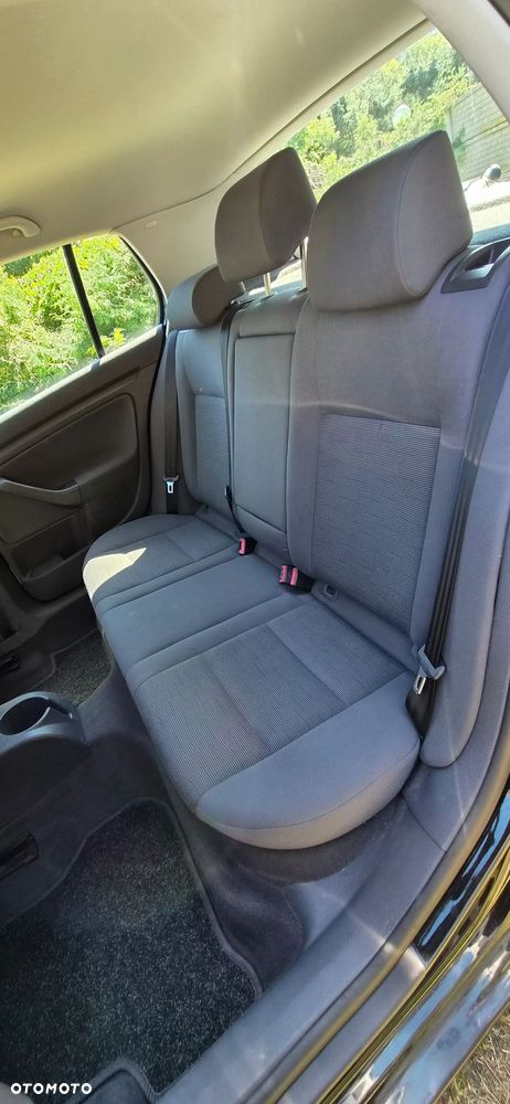 Volkswagen Golf - 12