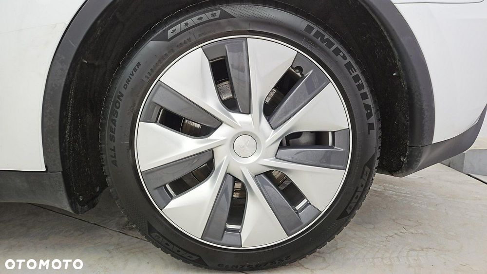 Tesla Y Long Range RWD - 20