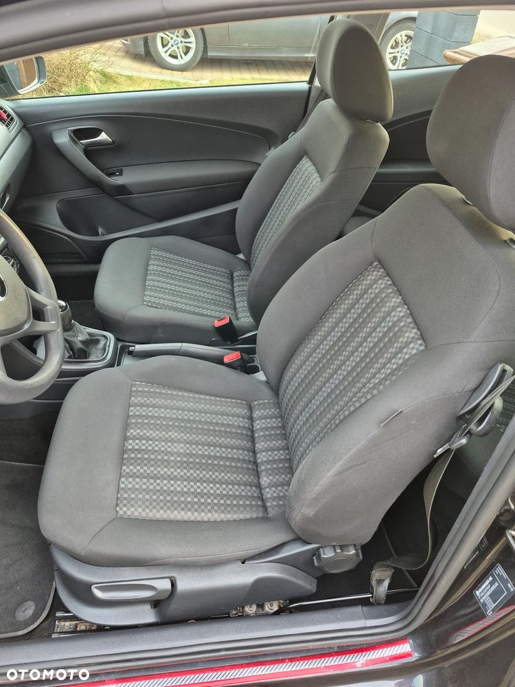 Volkswagen Polo 1.4 TDI Blue Motion - 12