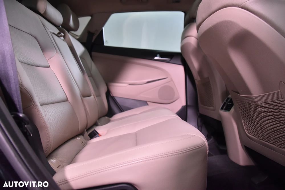 Hyundai Tucson - 12