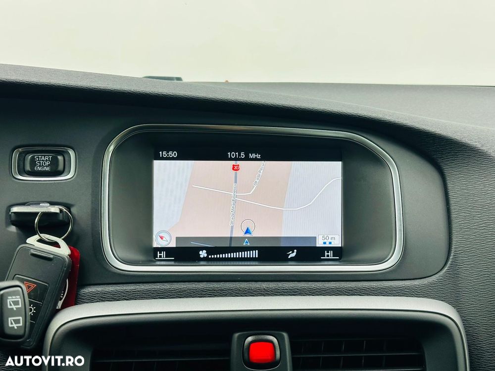 Volvo V40 - 26