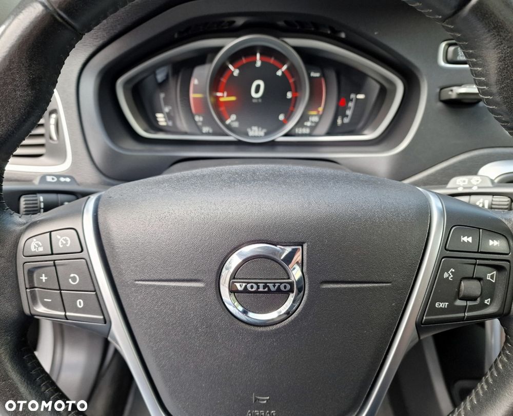 Volvo V40 Cross Country D2 Geartronic Momentum - 36