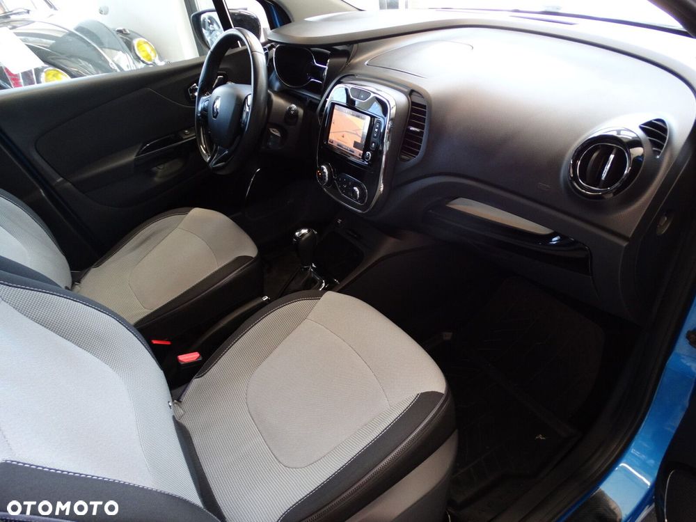 Renault Captur - 36
