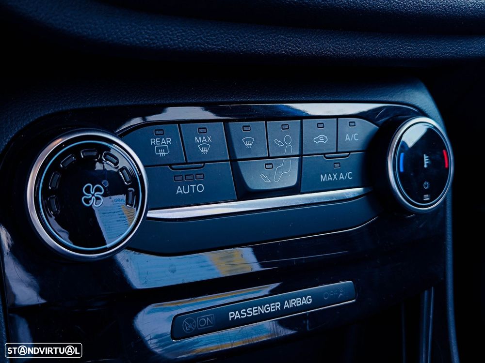 Ford Puma 1.0 EcoBoost MHEV Titanium Design - 17