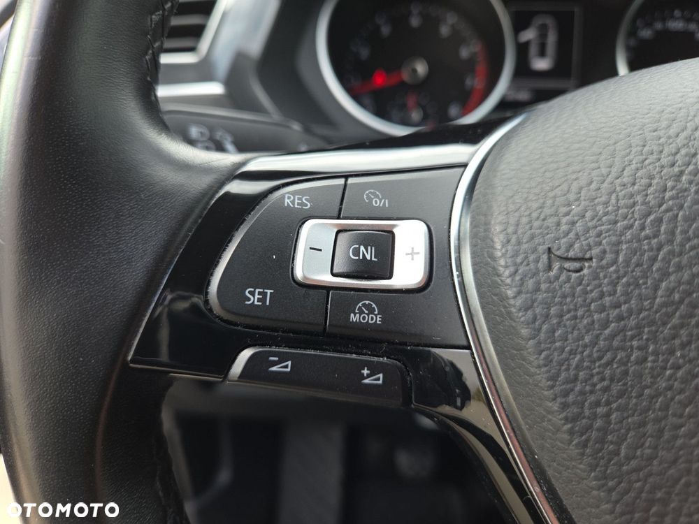 Volkswagen Tiguan 1.4 TSI BMT ACT GPF Trendline - 25