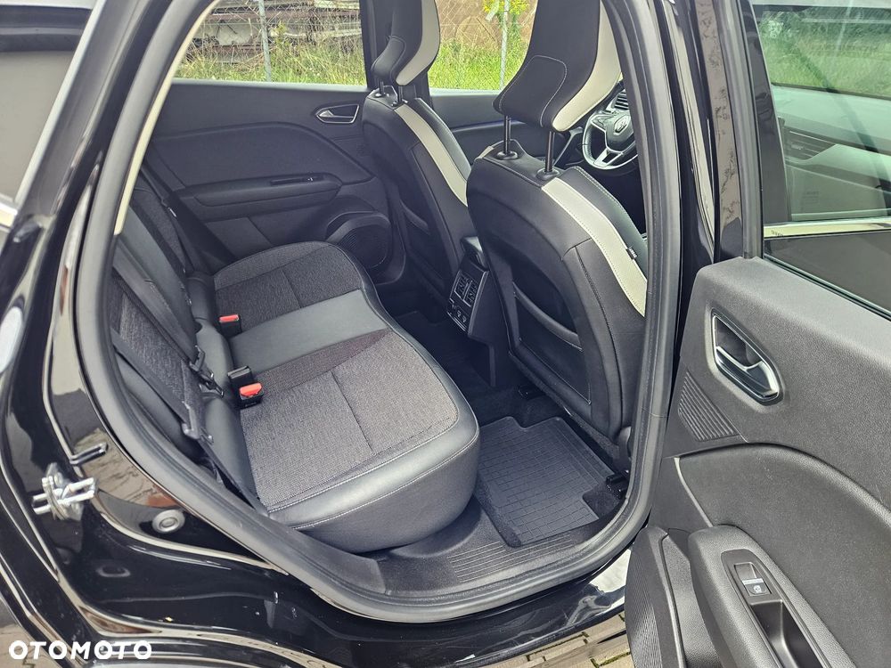 Renault Captur BLUE dCi 115 EDC BUSINESS EDITION - 19