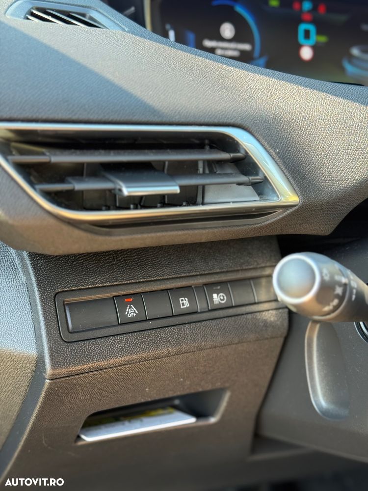 Peugeot 3008 Hybrid 225 e-EAT8 Allure Pack - 17