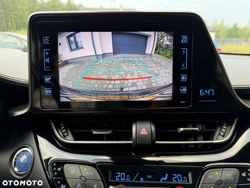 Toyota C-HR Business-Edition - 11