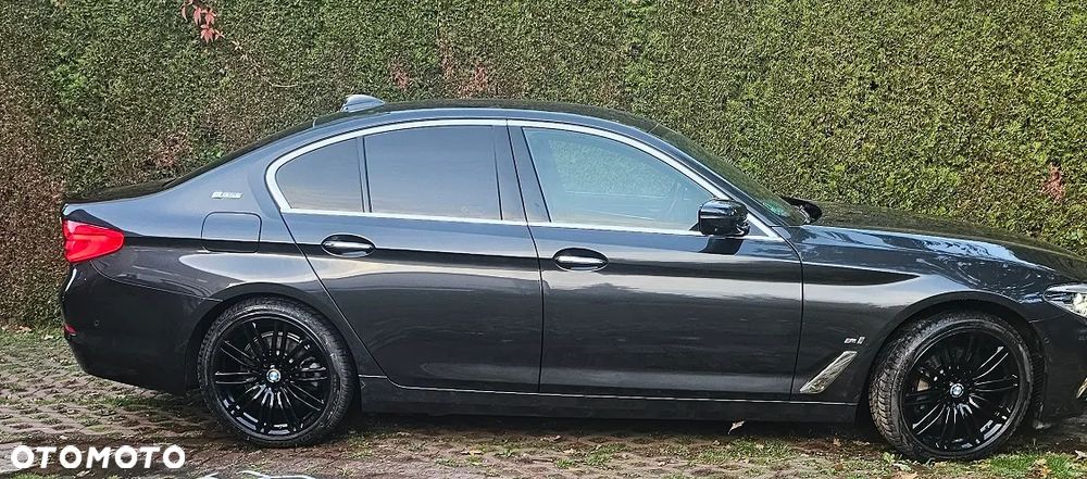 BMW 530E 2018 photo 2