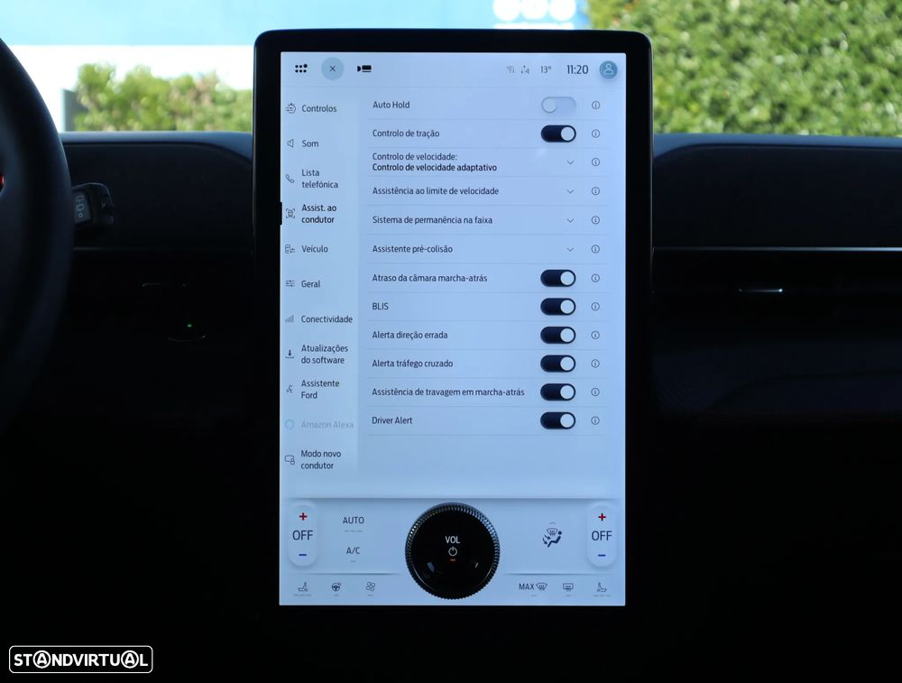 Ford Mustang Mach-E AWD PREMIUM - 52