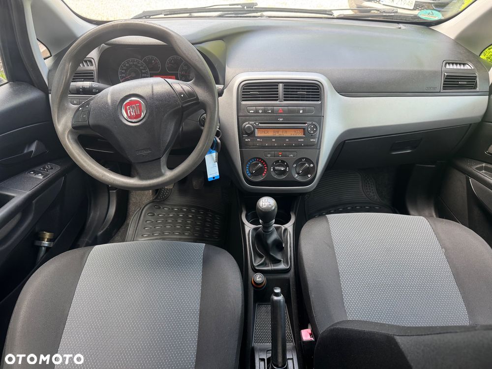 Fiat Punto 1.4 Multiair Easy S&S - 5