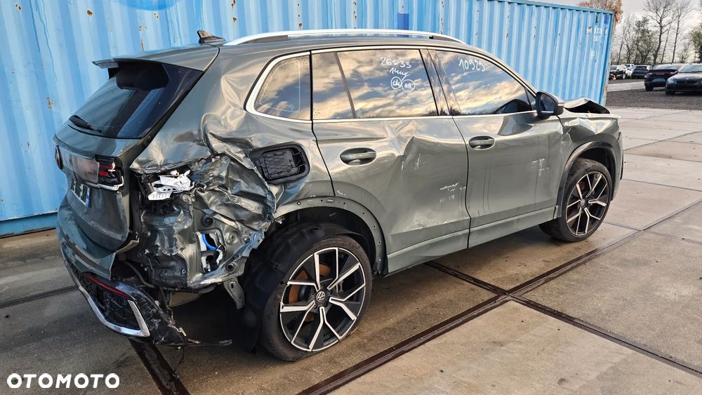 Volkswagen Tiguan 1.5 eHybrid PHEV 150kW Elegance DSG - 3