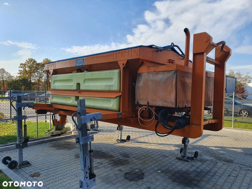 Piaskarka Schmidt Kupper Weiser 5m3 HAK Kubota - 2