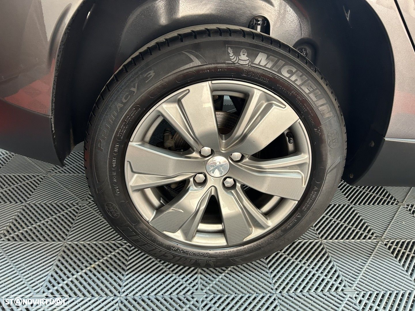Peugeot 2008 1.2 PureTech Style - 18
