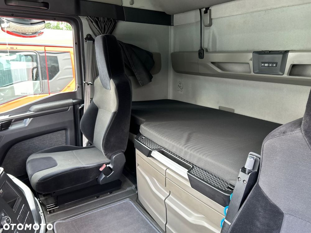 MAN TGX 18.480 4x2 BL SA - 32