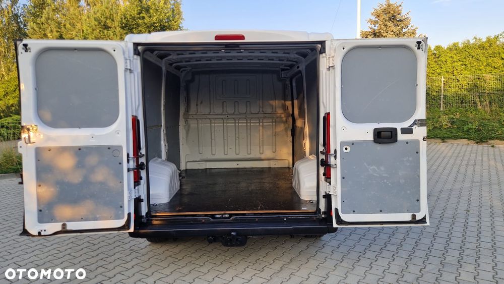 Fiat DUCATO L1H1 Klima Elektryka Tempomat Furgon 3os. Hak Serwis - 23
