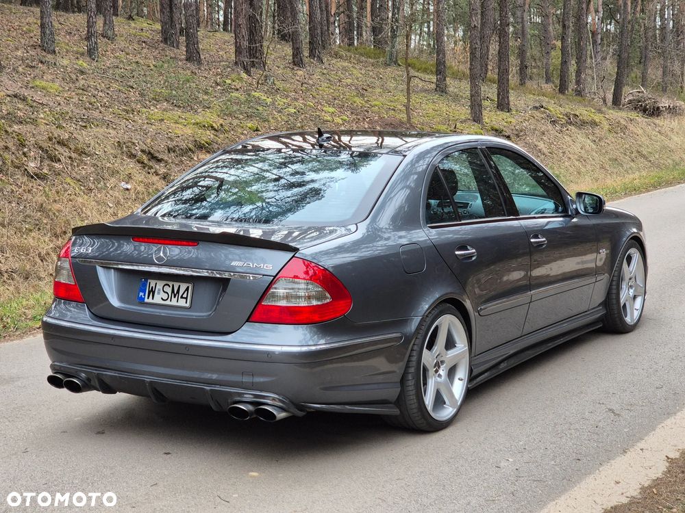 Mercedes-Benz Klasa E 63 AMG - 7