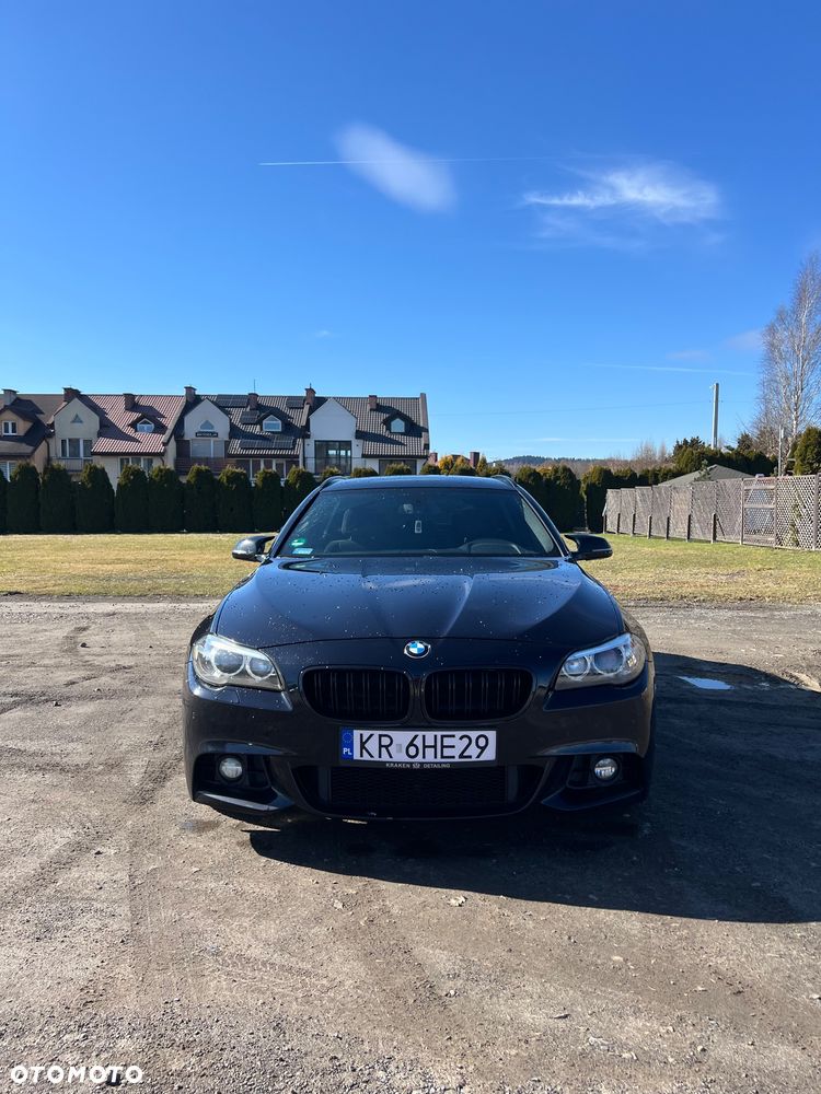 BMW Seria 5 520d xDrive - 2
