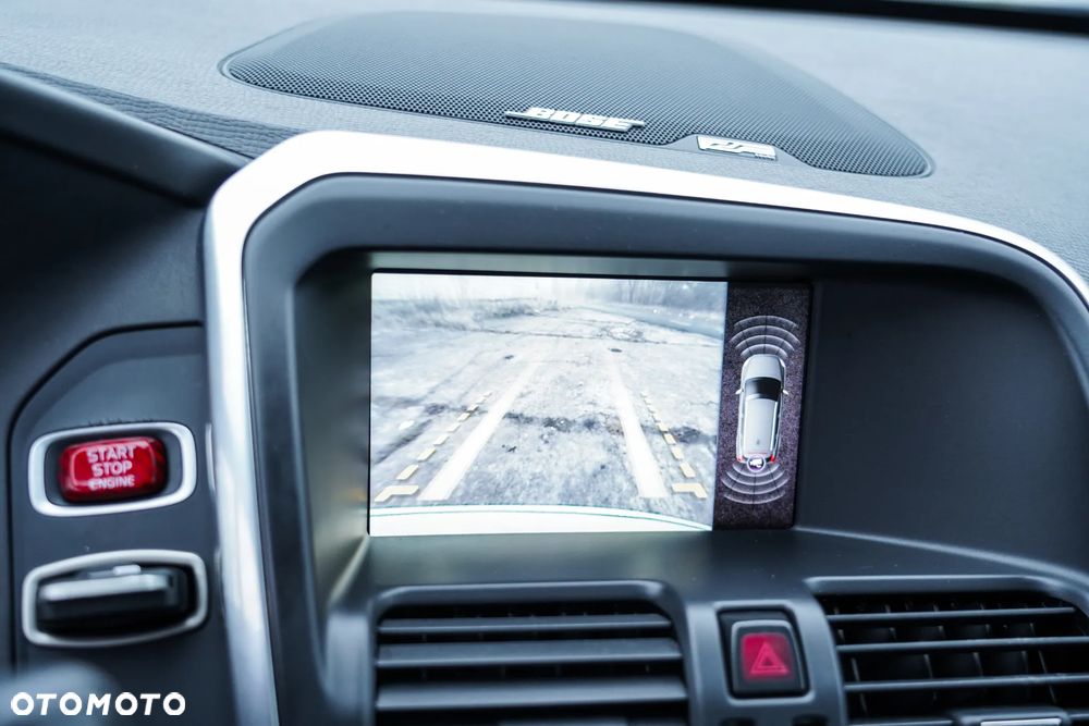 Volvo XC 60 T6 AWD RDesign - 38