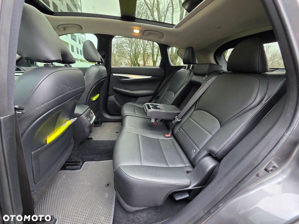 Infiniti QX50 - 25