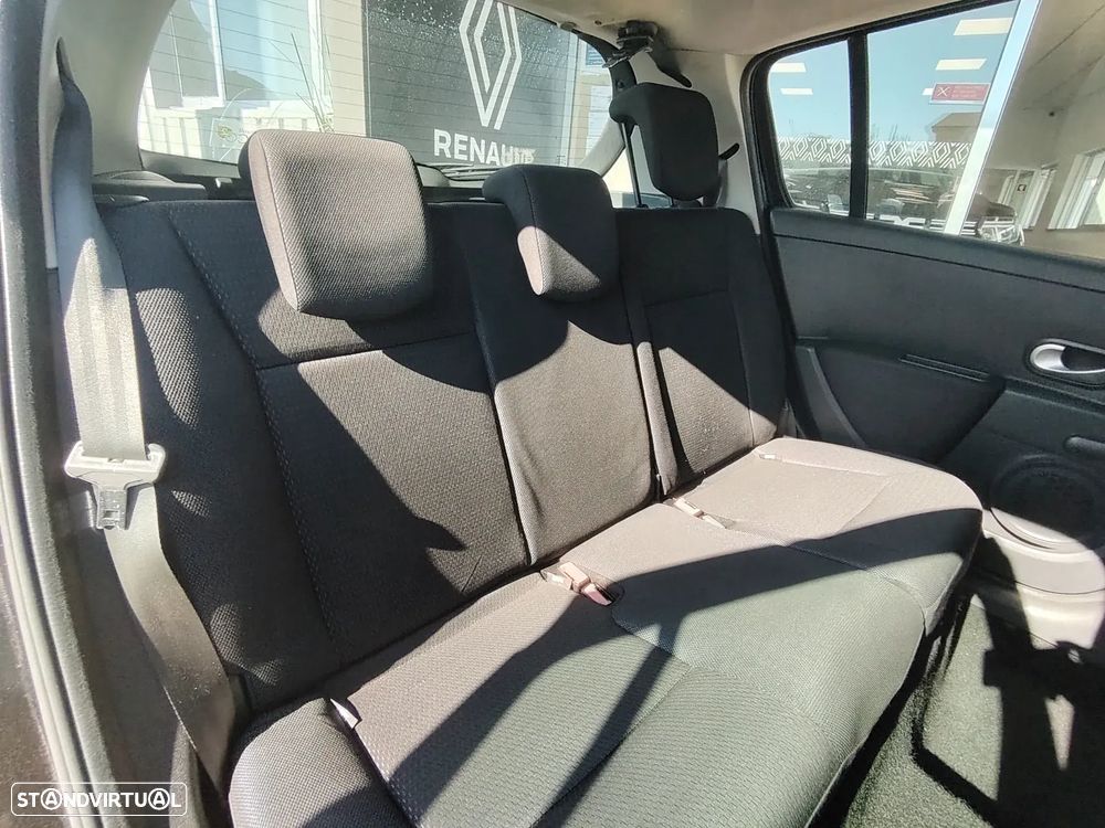 Renault Clio 1.2 16V Dynamique - 6