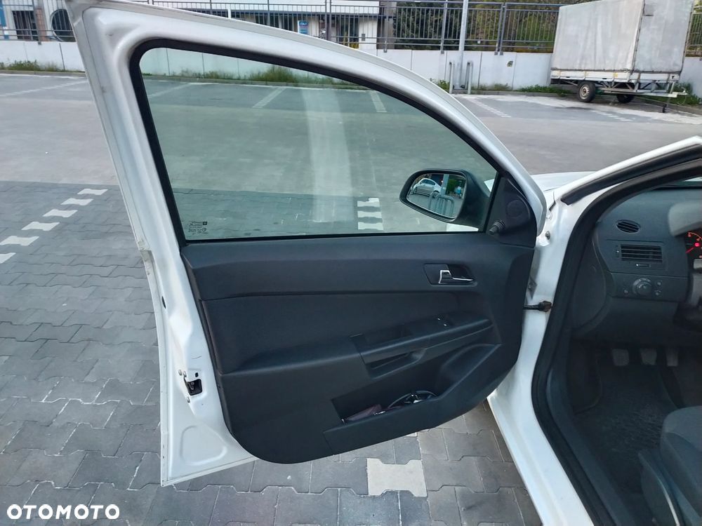 Opel Astra 1.3 CDTI Enjoy - 8